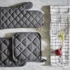 دستکش فر خاکستری مدل IKEA RINNIG 704.763.63 - Image 2